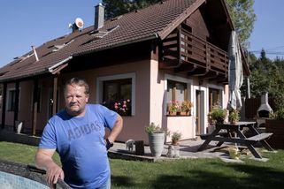 Zaplatím, nabízel dlužník. Přesto přišel o dům na Slapech - Seznam Zprávy